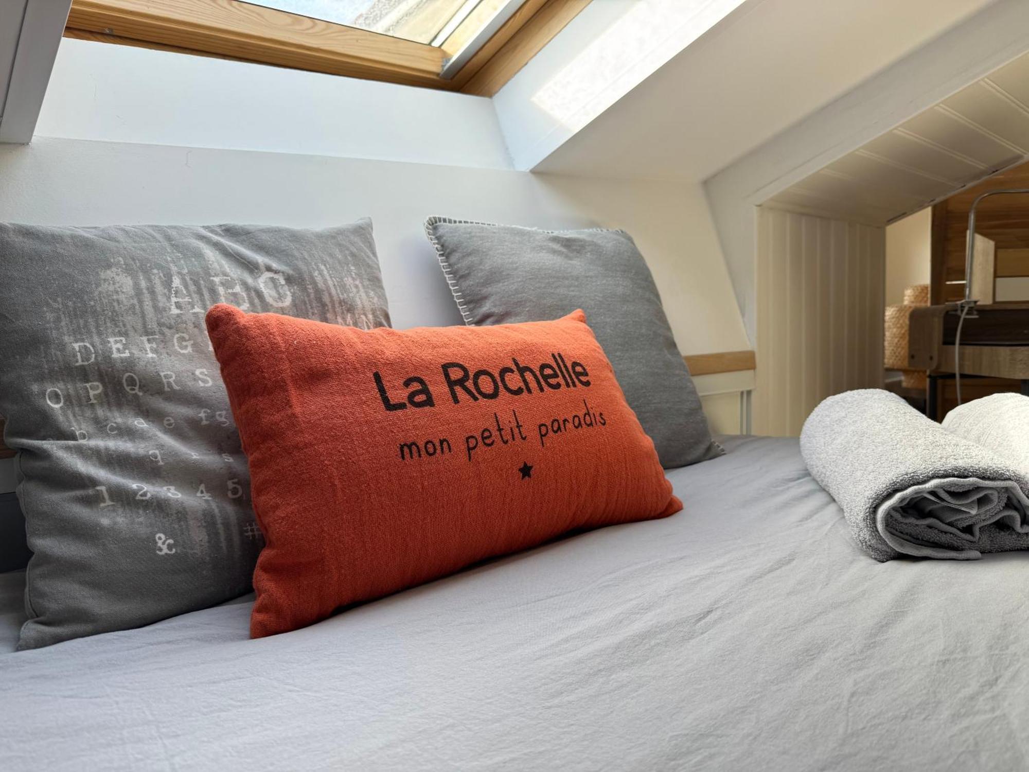 Ღ La Cabane Rochelaise • Vue Sur Le Vieux-Port La Rochelle  Exterior foto